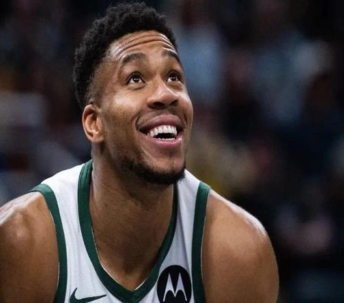 巅峰对决,勇士对决雄,揭秘让分悬,澳门威尼斯人官网,澳门威尼斯人在线,澳门威尼斯人平台,澳门威尼斯人中国